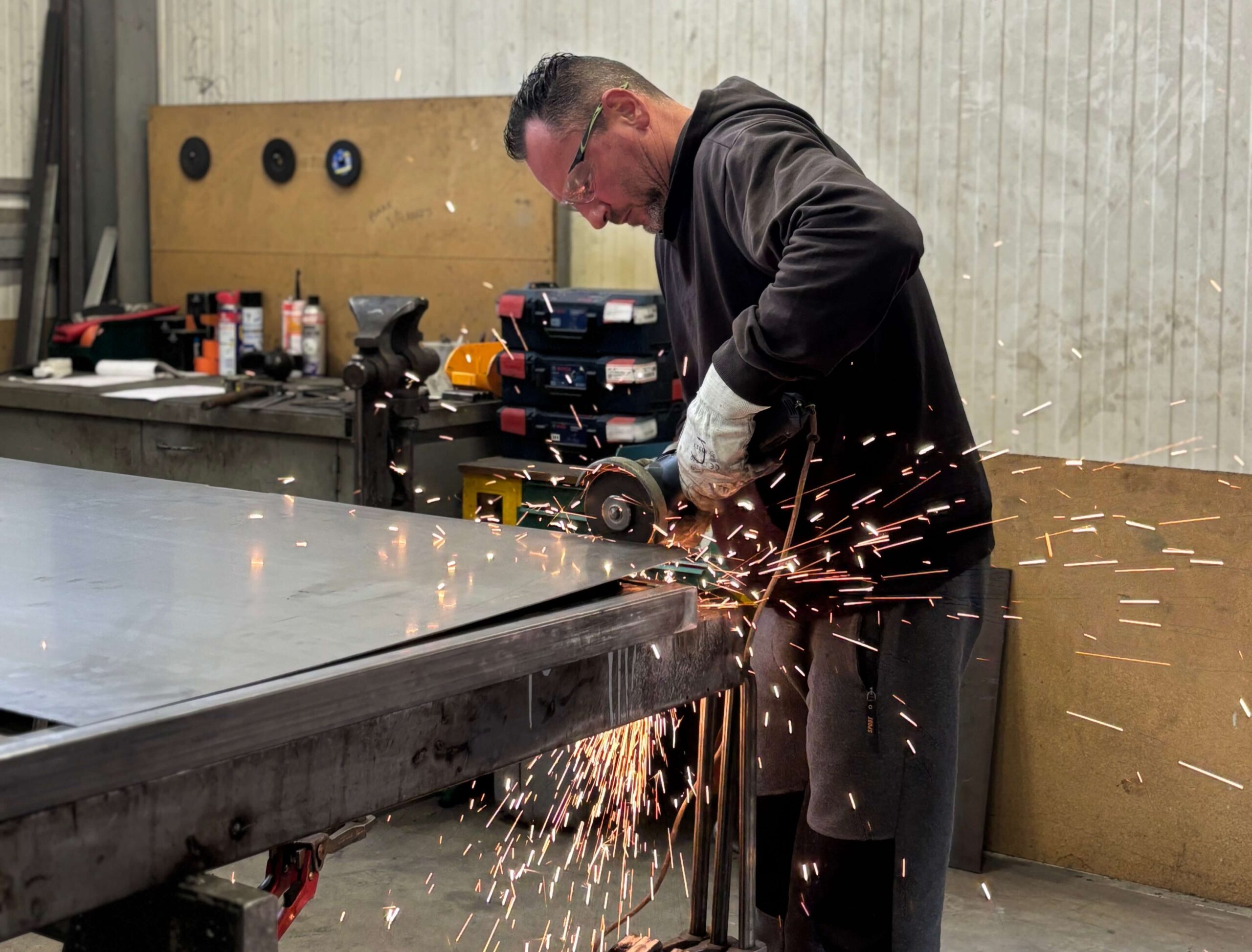 fabrication menuiseries acier